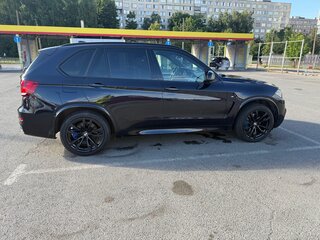 2015 BMW X5 40d III (F15), чёрный, 3000000 рублей, вид 4
