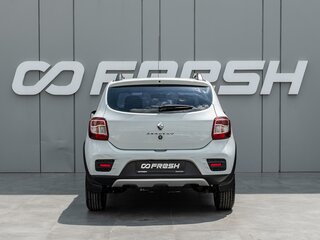 2020 Renault Sandero Stepway II Рестайлинг, белый, 1180000 рублей, вид 4