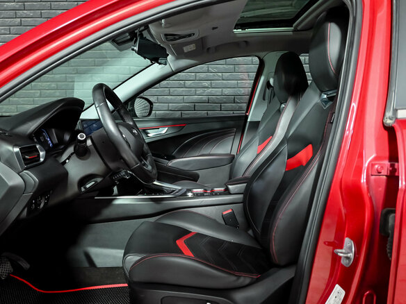 2023 Kaiyi E5, красный, 1350000 рублей - вид 10