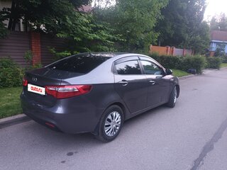2013 Kia Rio III, серый, 600000 рублей, вид 3
