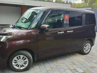 2017 Toyota Tank I, коричневый, 1150000 рублей, вид 4