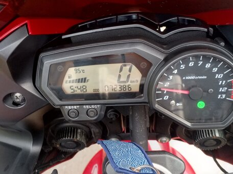 2009 Yamaha FZ1, красный, 460000 рублей, вид 4