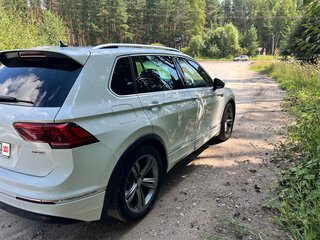 2017 Volkswagen Tiguan II, белый, 2670000 рублей, вид 5