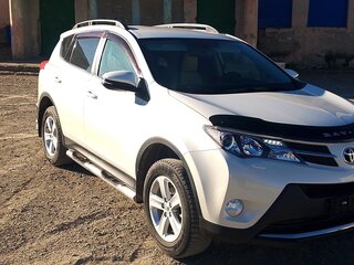 2013 Toyota RAV4 IV (XA40), белый, 2050000 рублей, вид 1