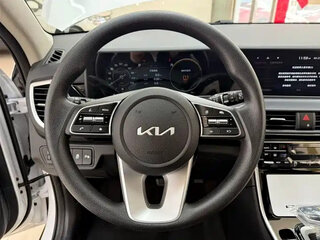 2026 Kia Seltos I Рестайлинг, белый, 2144911 рублей, вид 5