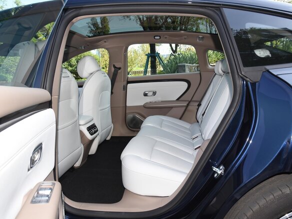 2026 Changan Qiyuan A06 28.39 kWh, синий, 3009000 рублей - вид 34