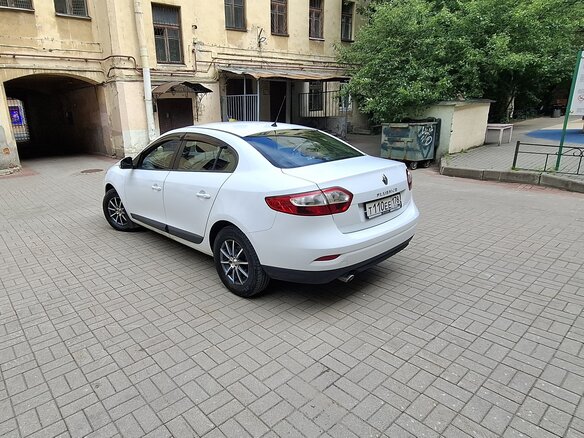 2014 Renault Fluence I Рестайлинг, белый, 600000 рублей - вид 4