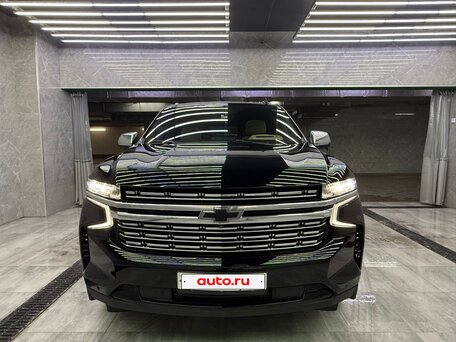 2022 Chevrolet Tahoe V, чёрный, 5500000 рублей, вид 4