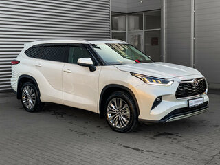 2025 Toyota Highlander IV (XU70), белый, 5199000 рублей, вид 3