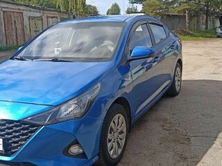 2021 Hyundai Solaris II Рестайлинг, синий, 1800000 рублей, вид 4