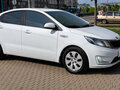 2012 Kia Rio III, белый, 550000 рублей