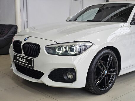2019 BMW 1 серии 118i II (F20/F21) Рестайлинг 2, белый, 2649000 рублей, вид 3