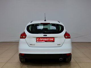 2018 Ford Focus III Рестайлинг, белый, 920000 рублей, вид 5
