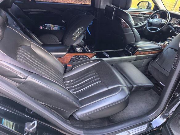 2017 Genesis G90 Limousine I, чёрный, 2999999 рублей - вид 18