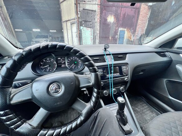 2015 Skoda Octavia III (A7), белый, 820000 рублей - вид 25