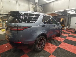 2018 Land Rover Discovery V, серый, 3990000 рублей, вид 5