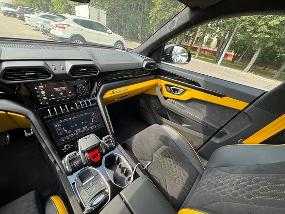 2025 Lamborghini Urus S I Рестайлинг, фиолетовый, 32150000 рублей - вид 11
