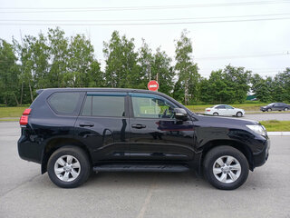 2019 Toyota Land Cruiser Prado 150 Series Рестайлинг 2, чёрный, 4490000 рублей, вид 5