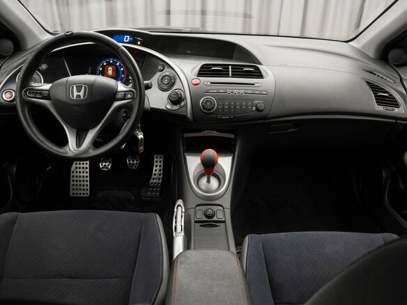 2008 Honda Civic VIII, красный, 680000 рублей - вид 9