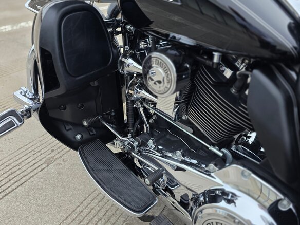2017 Harley-Davidson Tri Glide, чёрный, 2799000 рублей - вид 8