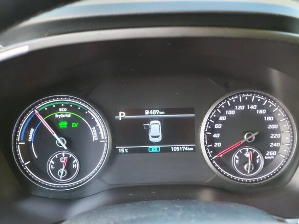 2021 Hyundai Santa Fe IV Рестайлинг, серый, 3360000 рублей - вид 5