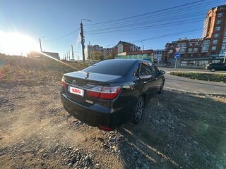 2016 Toyota Camry VII (XV50) Рестайлинг, чёрный, 1980000 рублей, вид 3