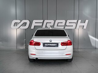 2017 BMW 3 серии 318i VI (F3x) Рестайлинг, белый, 1939000 рублей, вид 4
