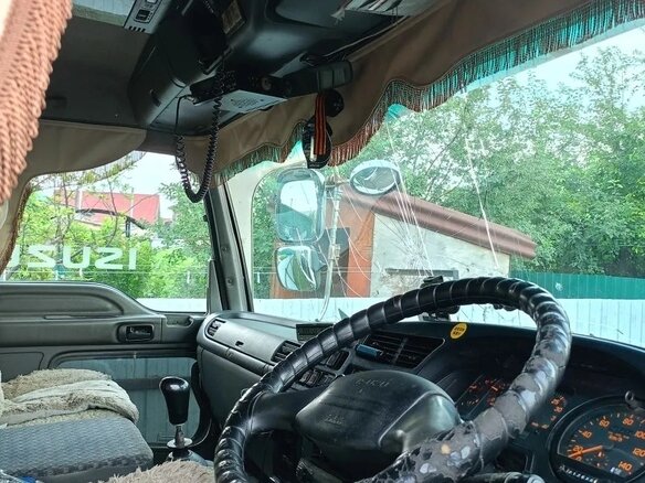 1993 Isuzu Forward (F-Series), белый, 3250000 рублей - вид 8
