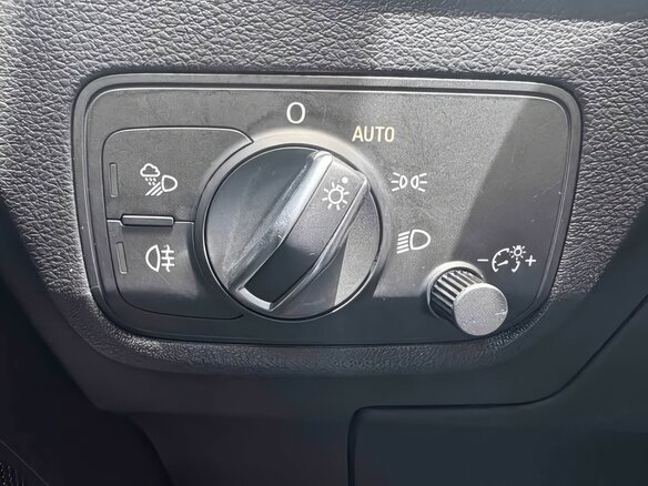 2023 Audi Q2 L 35 TFSI I Рестайлинг, синий, 2155000 рублей - вид 15