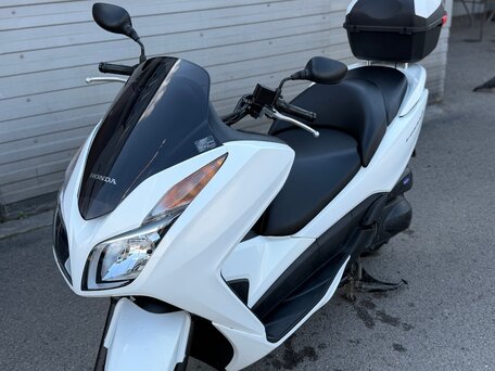 2015 Honda Forza, белый, 367000 рублей, вид 4