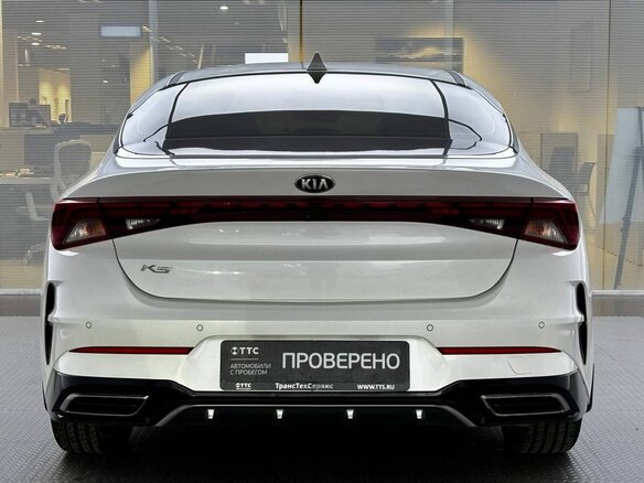 2020 Kia K5 III, белый, 2390000 рублей - вид 5