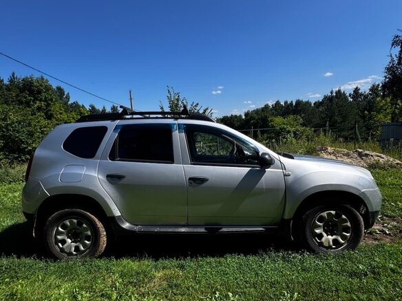 2013 Renault Duster I, серебристый, 800000 рублей - вид 2