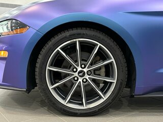 2019 Ford Mustang VI Рестайлинг, серый, 2390000 рублей, вид 4
