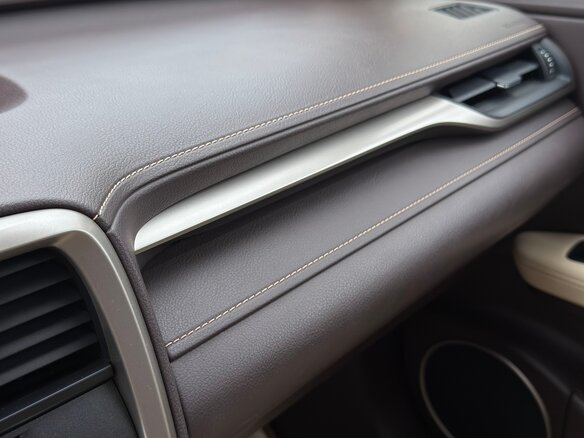 2017 Lexus RX 200t IV, белый - вид 13