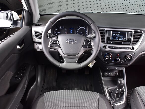 2018 Hyundai Solaris II, белый - вид 6