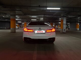 2020 BMW 5 серии 530d xDrive VII (G30/G31/G38), белый, 5000000 рублей, вид 5