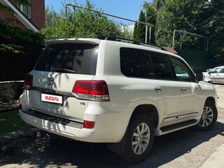 2015 Toyota Land Cruiser 200 Series Рестайлинг 2, белый, 5250000 рублей, вид 3