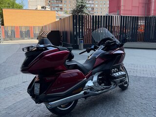 2021 Honda GL 1800 Gold Wing, красный, 2700000 рублей, вид 3