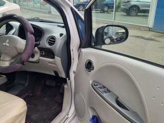 2008 Mitsubishi i, белый, 490000 рублей, вид 5