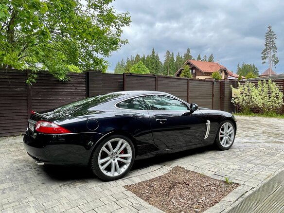 2008 Jaguar XKR II, чёрный - вид 2