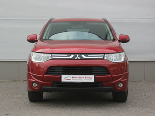 2013 Mitsubishi Outlander III, красный, 1067000 рублей, вид 3