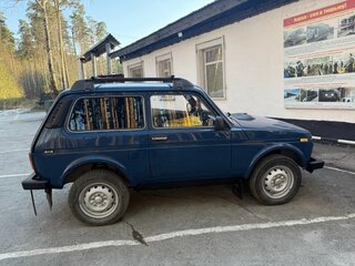 2011 Lada (ВАЗ) 2121 (4x4) I Рестайлинг, синий, 400000 рублей, вид 3