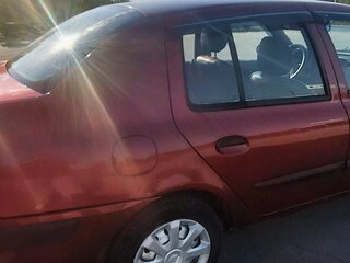 2002 Renault Symbol I Рестайлинг, красный, 320000 рублей, вид 2