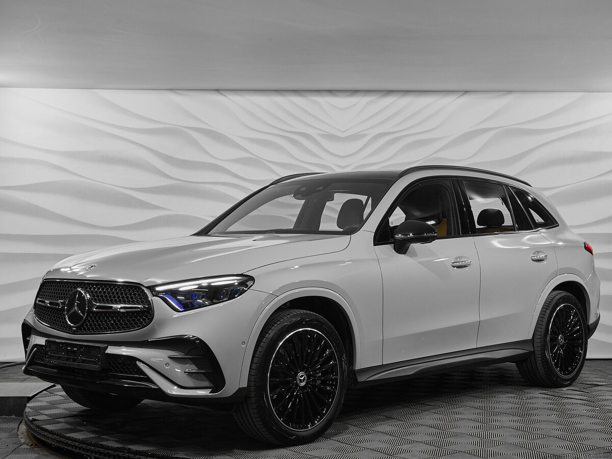 China Slump Drags Down Mercedes-Benz Global Sales
