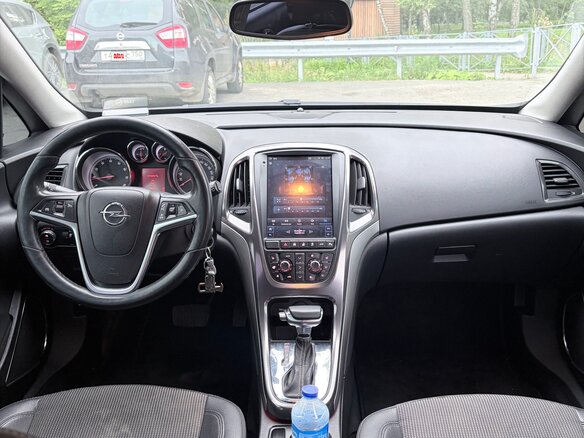 2010 Opel Astra J, белый, 700000 рублей - вид 11