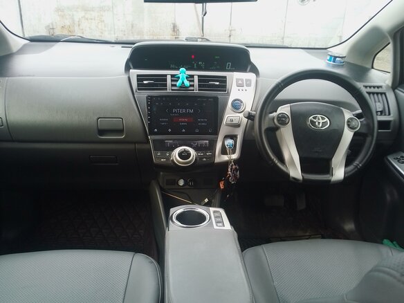 2013 Toyota Prius Alpha I (ZVW40/41), белый, 1225000 рублей - вид 5
