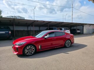 2019 Kia Stinger I, красный, 2700000 рублей, вид 4