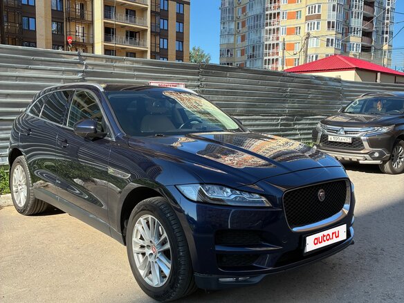 2017 Jaguar F-Pace I, синий, 2400000 рублей