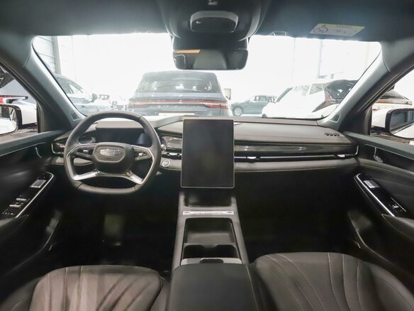 2026 Geely Preface I, белый, 3352000 рублей - вид 15