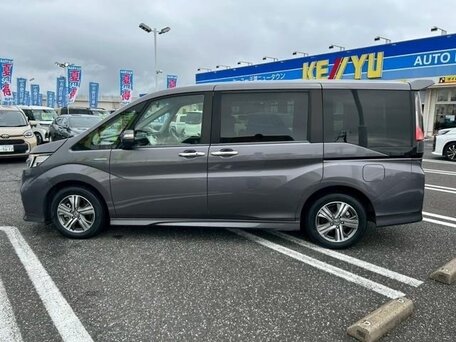 2016 Honda Stepwgn Spada V, серый, 1600000 рублей, вид 4